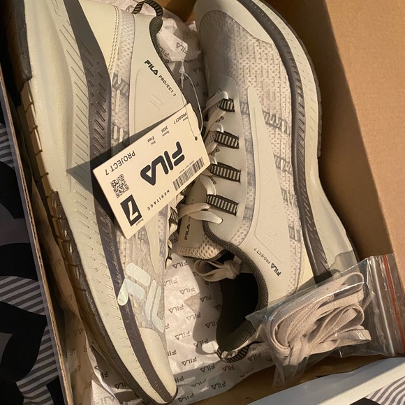 FILA Wavelet Alpha P7 - Picture 2 of 2